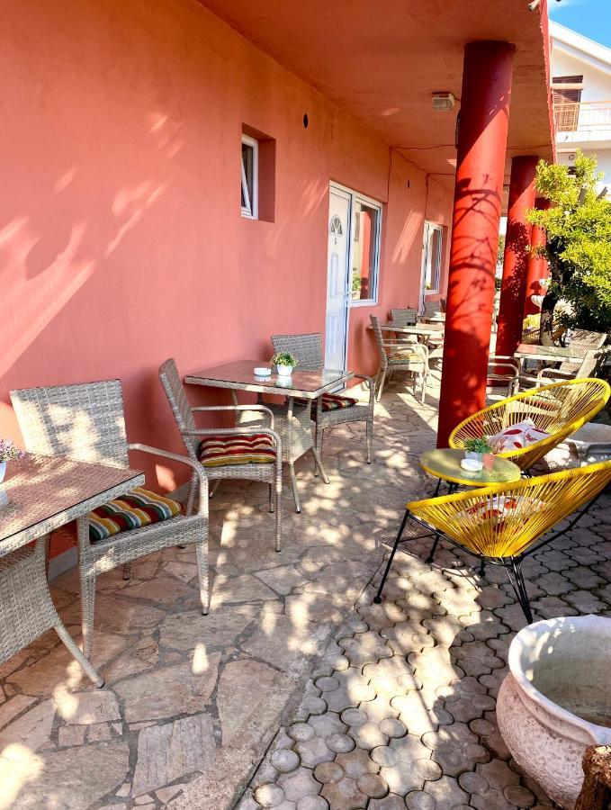 Vila Djuricic Hotel Ðenovići Exterior foto